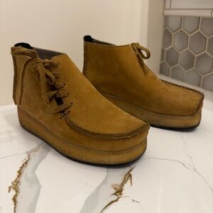 Clarks Women's Brown Suede Ankle Booties